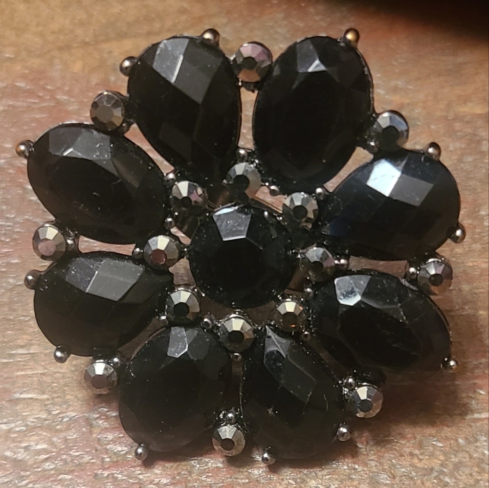 BLACK CLASSIC GEMSTONE RING SIZE 6